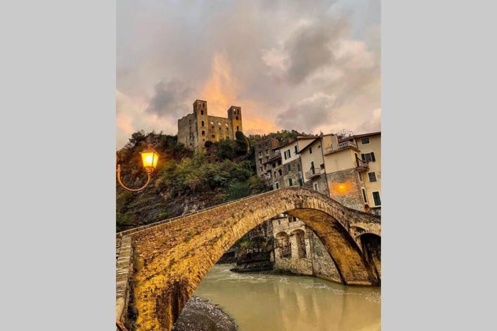 Le Bijou Di Dolceacqua, Per Un Momento Memorabile. Apartman Kültér fotó